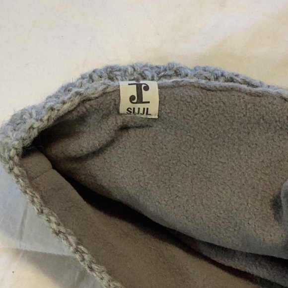 Wool Hat - Picture 4 of 6